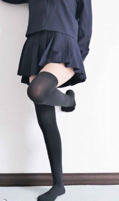 中文不卡无码人妻_迅雷极速版下载