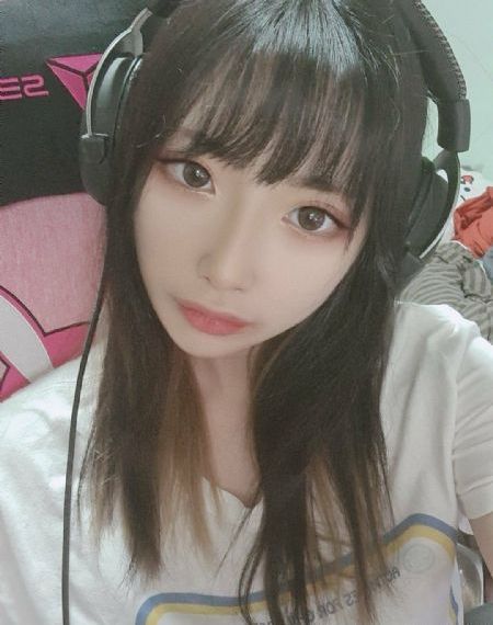 狠狠久久综合婷婷不卡_HD电影在线观看
