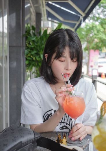 护士在办公室里被躁在线视频_蓝光免费观看