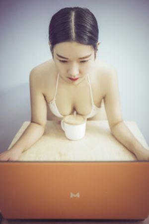 日韩av五月天_电影在线观看