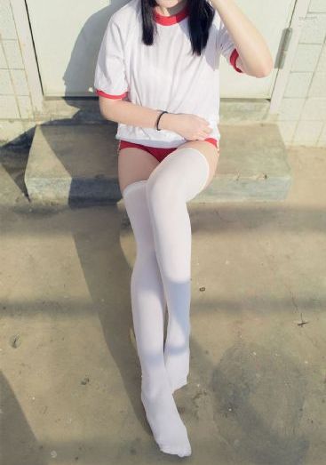 美女被吸乳得到大胸免费_剧情片电影完整版在线观看