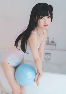 国产人碰人摸人爱美女_BD高清在线