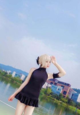 日本高清免费不卡视频_720迅雷电影在线
